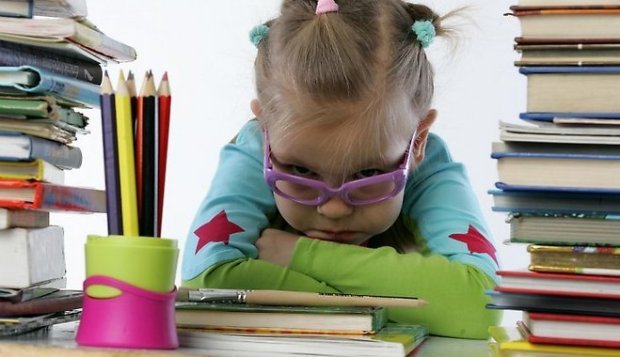 не хочет делать уроки